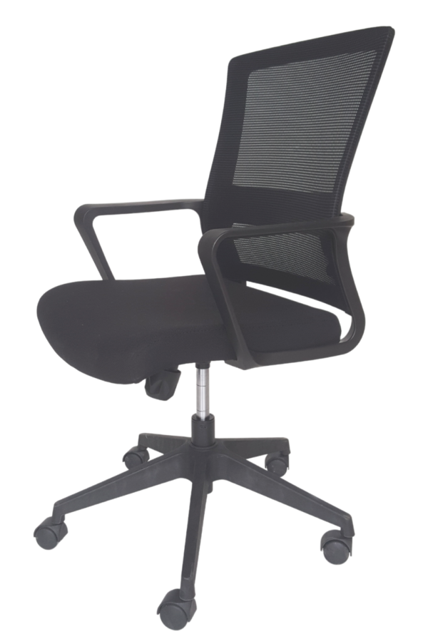 Silla semi-ejecutiva con brazos